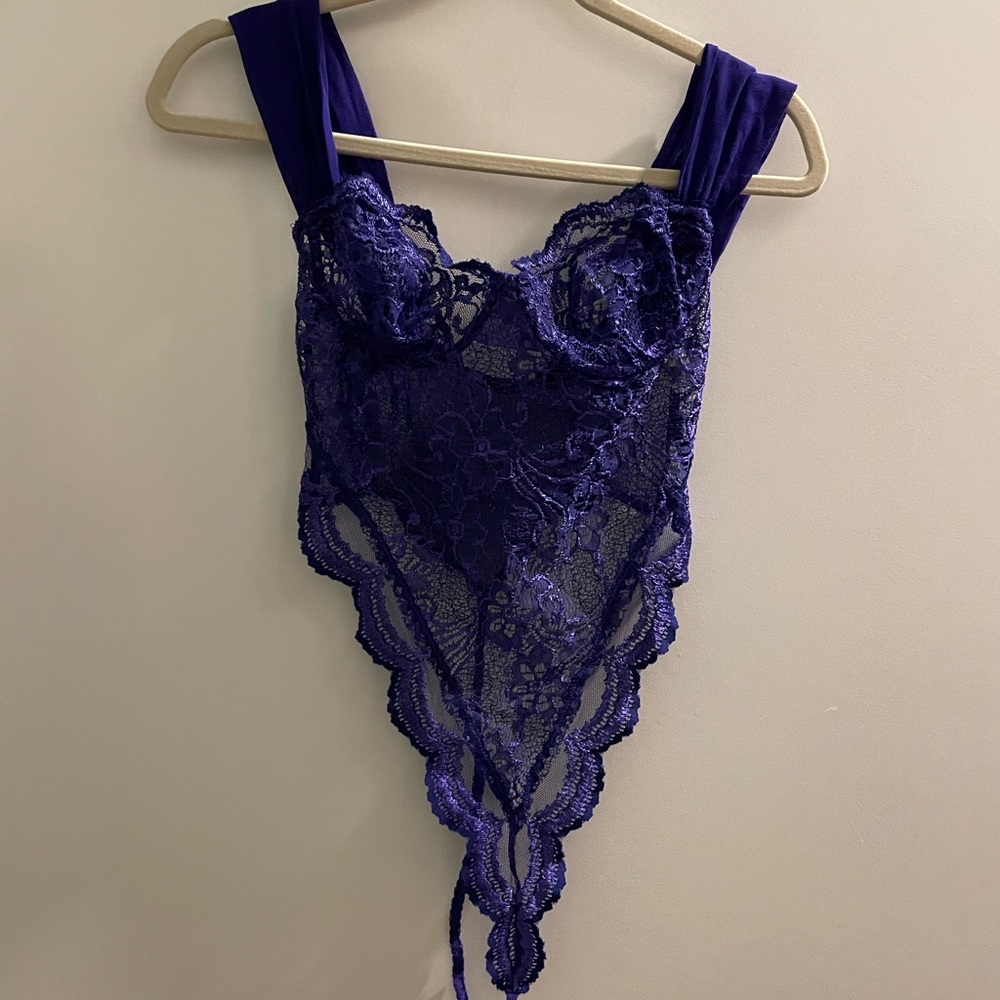 Vintage 1980s Victoria’s Secret Purple Lace Bodysuit